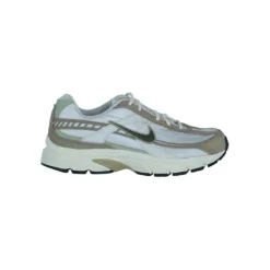 NIKE Sneakers Clearance