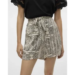 Vero Moda Shorts Hot